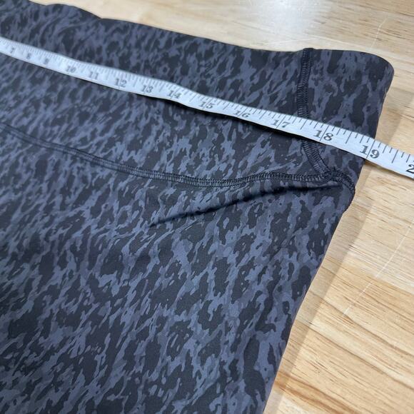 Lululemon Base Pace High Rise Running Tight Camo Deep Coal Women's Size 18 EUC - Picture 7 of 9